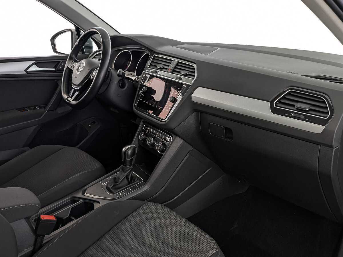Купить Volkswagen Tiguan, 2020, 72 082 км.. Фото: #12