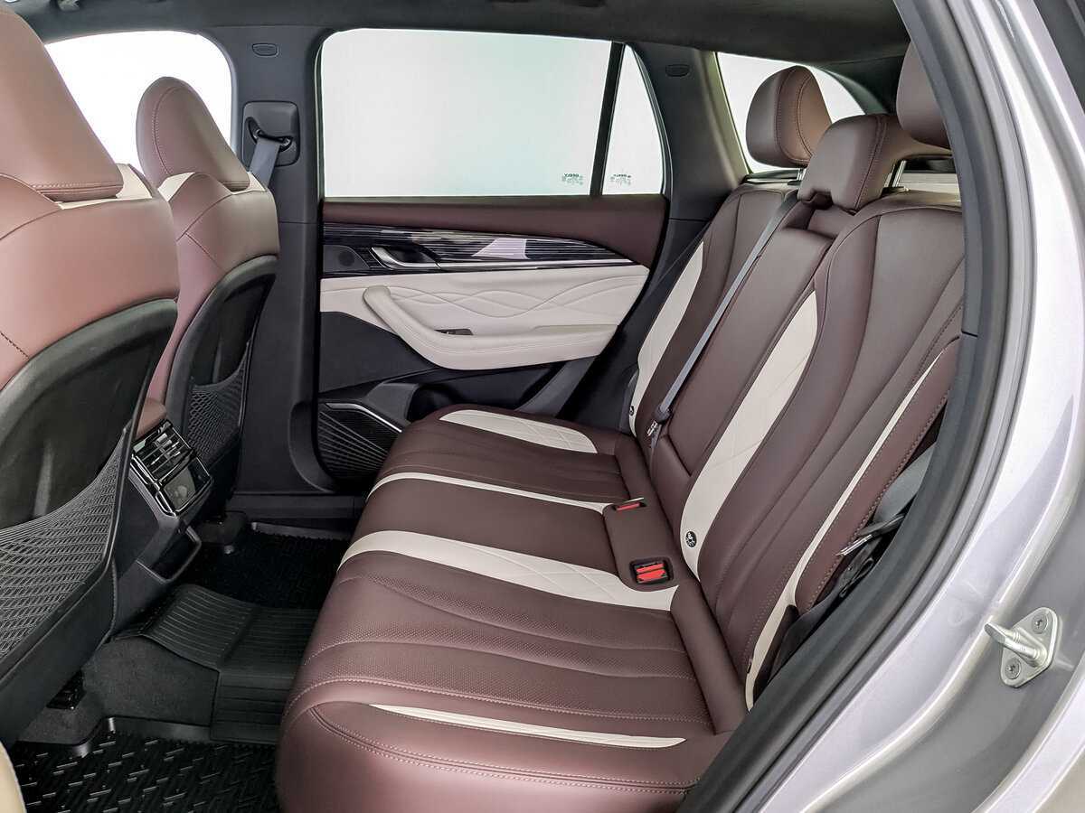 Купить Geely Monjaro, 2022, 14 606 км.. Фото: #11