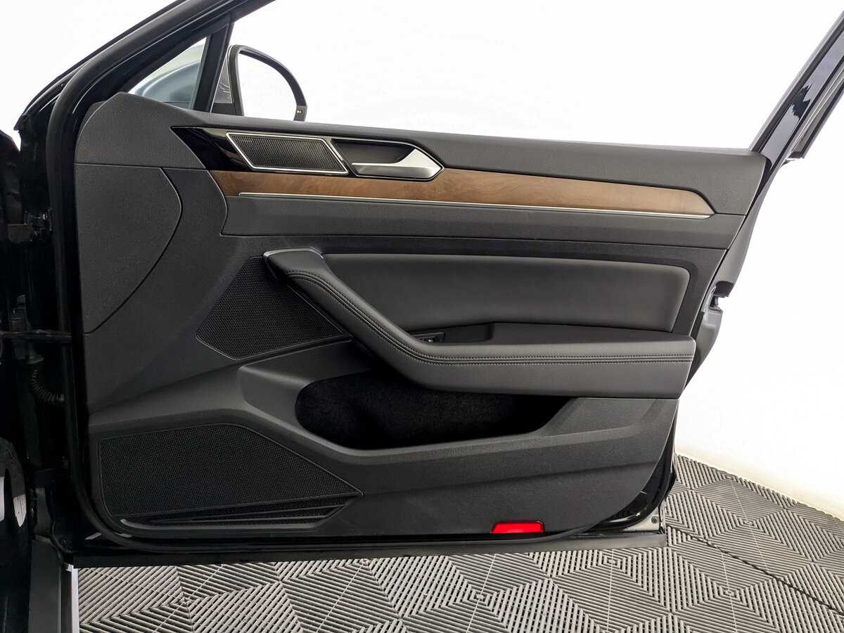 Купить Volkswagen Passat, 2018, 146 036 км.. Фото: #24