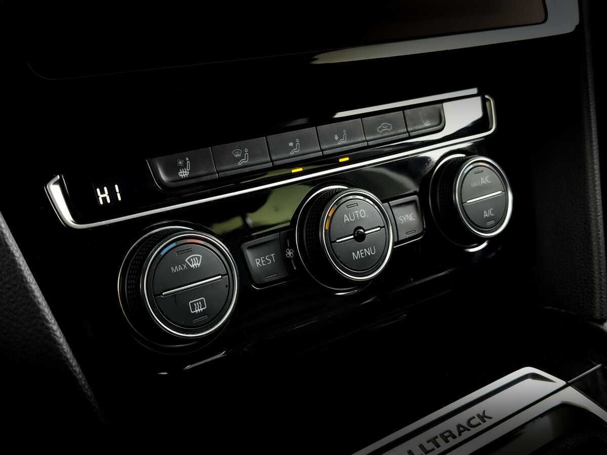 Купить Volkswagen Passat, 2018, 146 036 км.. Фото: #25