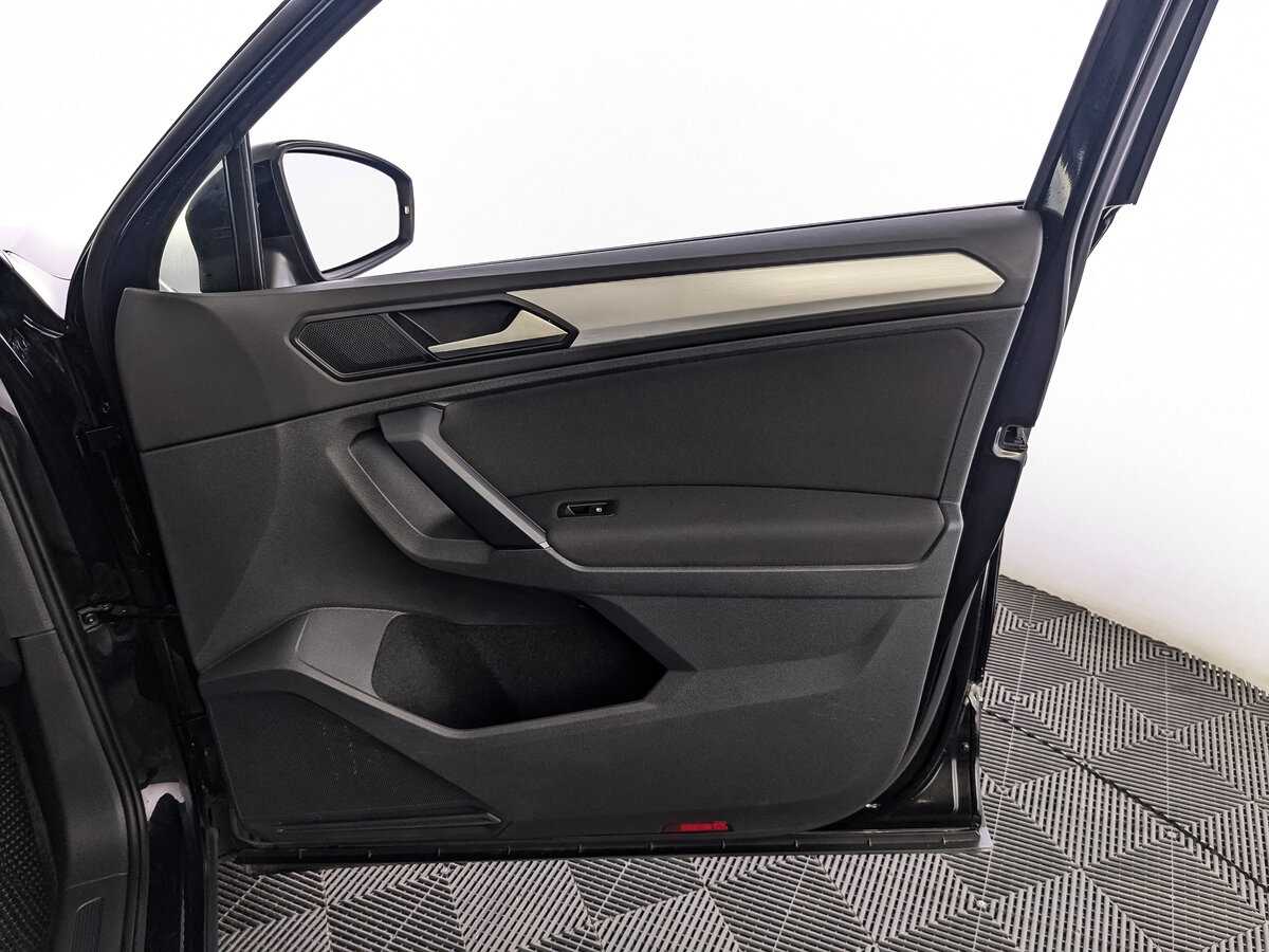 Купить Volkswagen Tiguan, 2021, 131 728 км.. Фото: #23