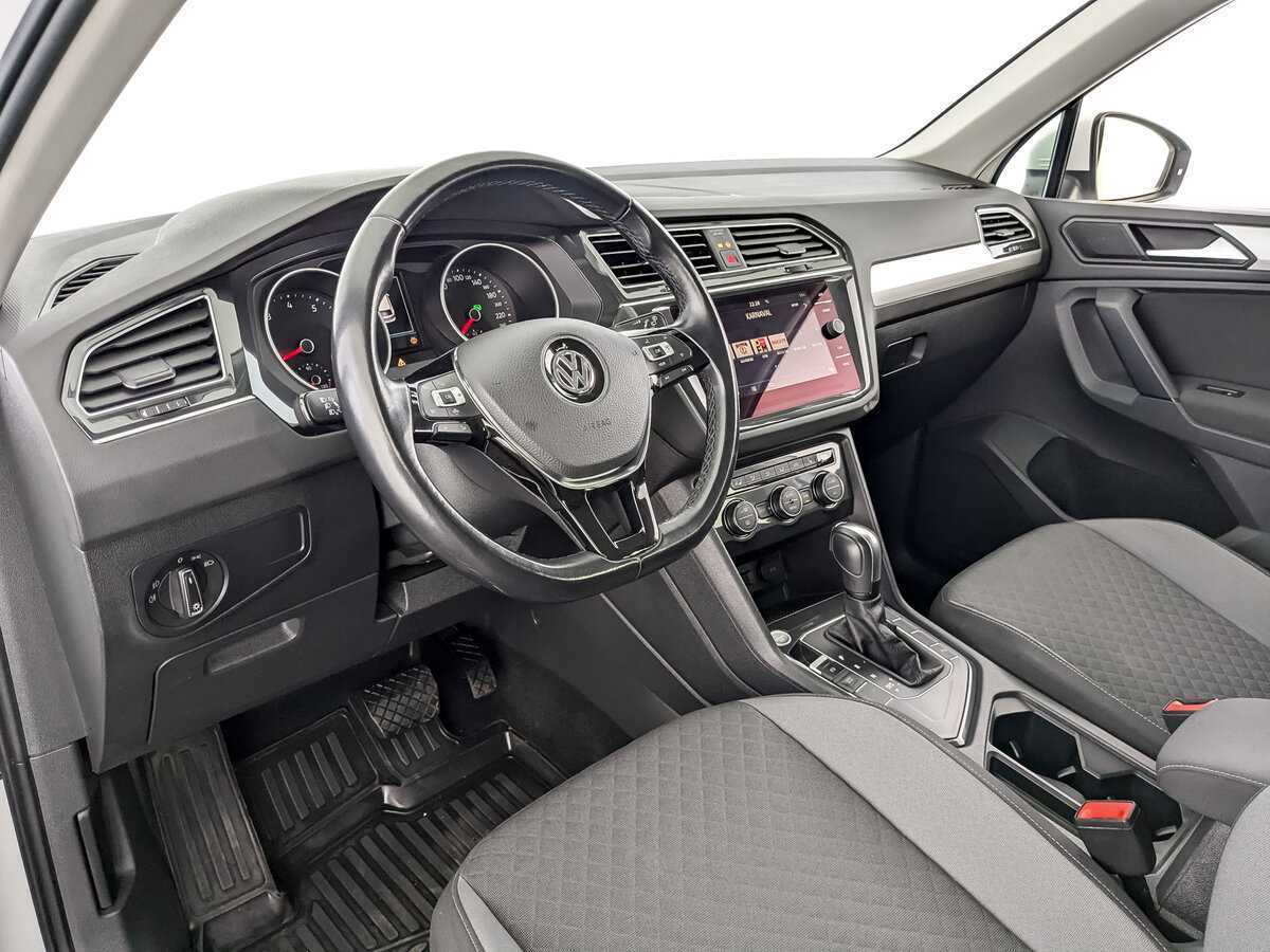 Купить Volkswagen Tiguan, 2020, 66 384 км.. Фото: #15