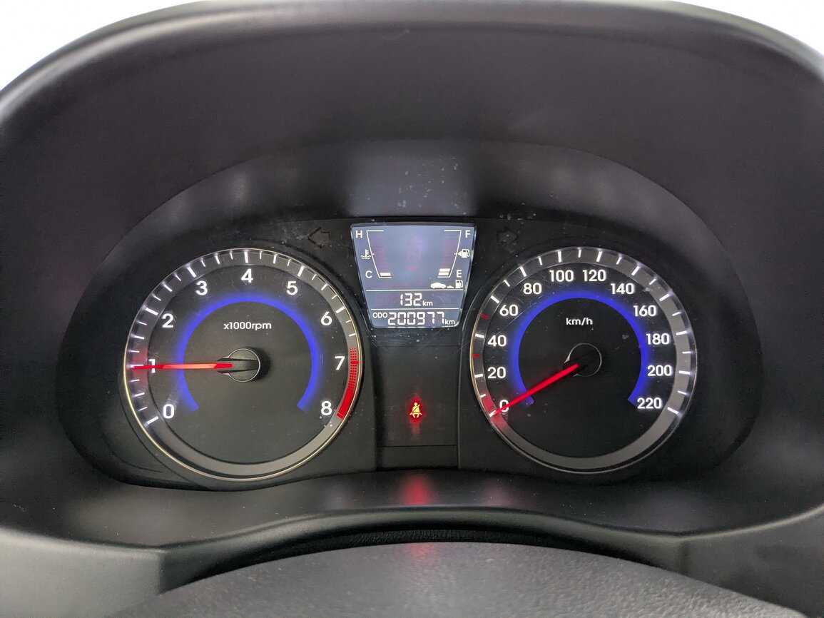 Купить Hyundai Solaris, 2013, 201 000 км.. Фото: #13