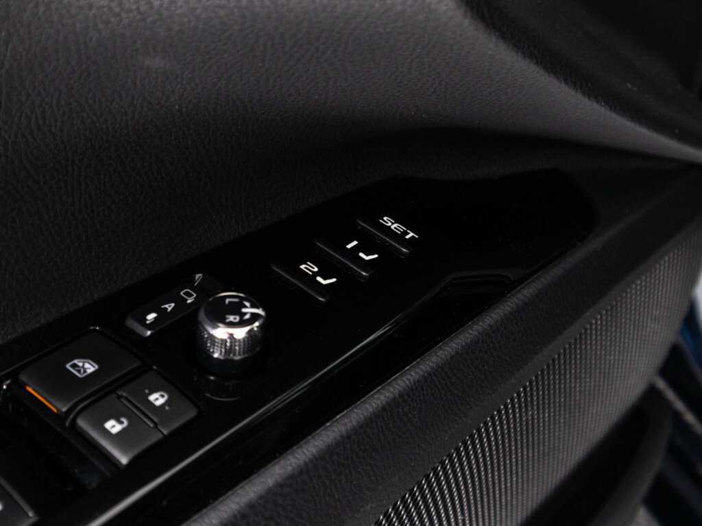 Купить Toyota Camry, 2019, 127 722 км.. Фото: #15