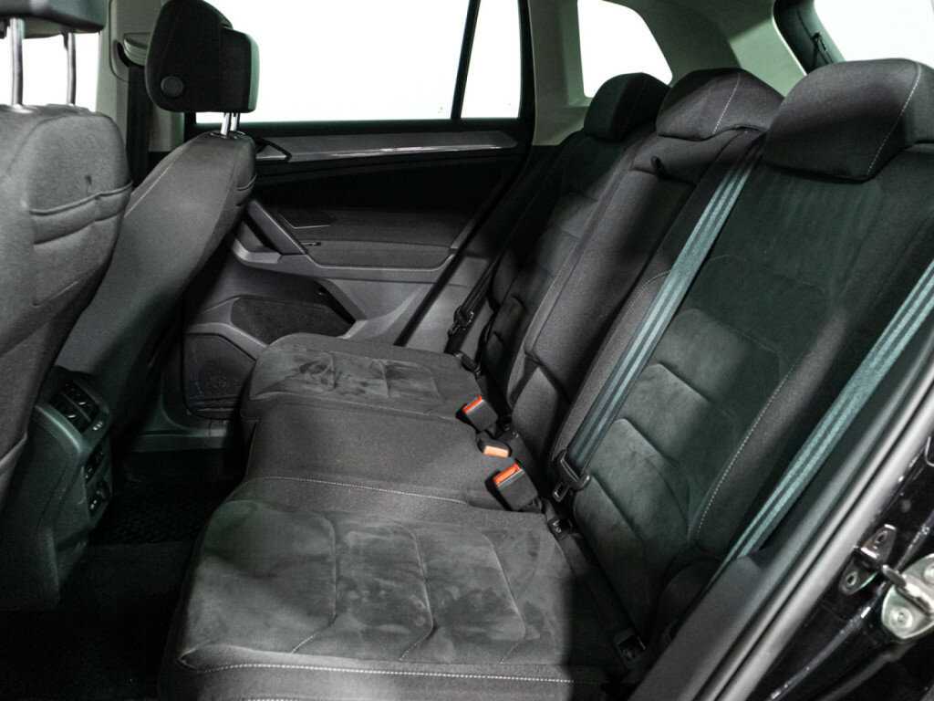Купить Volkswagen Tiguan, 2021, 71 897 км.. Фото: #9
