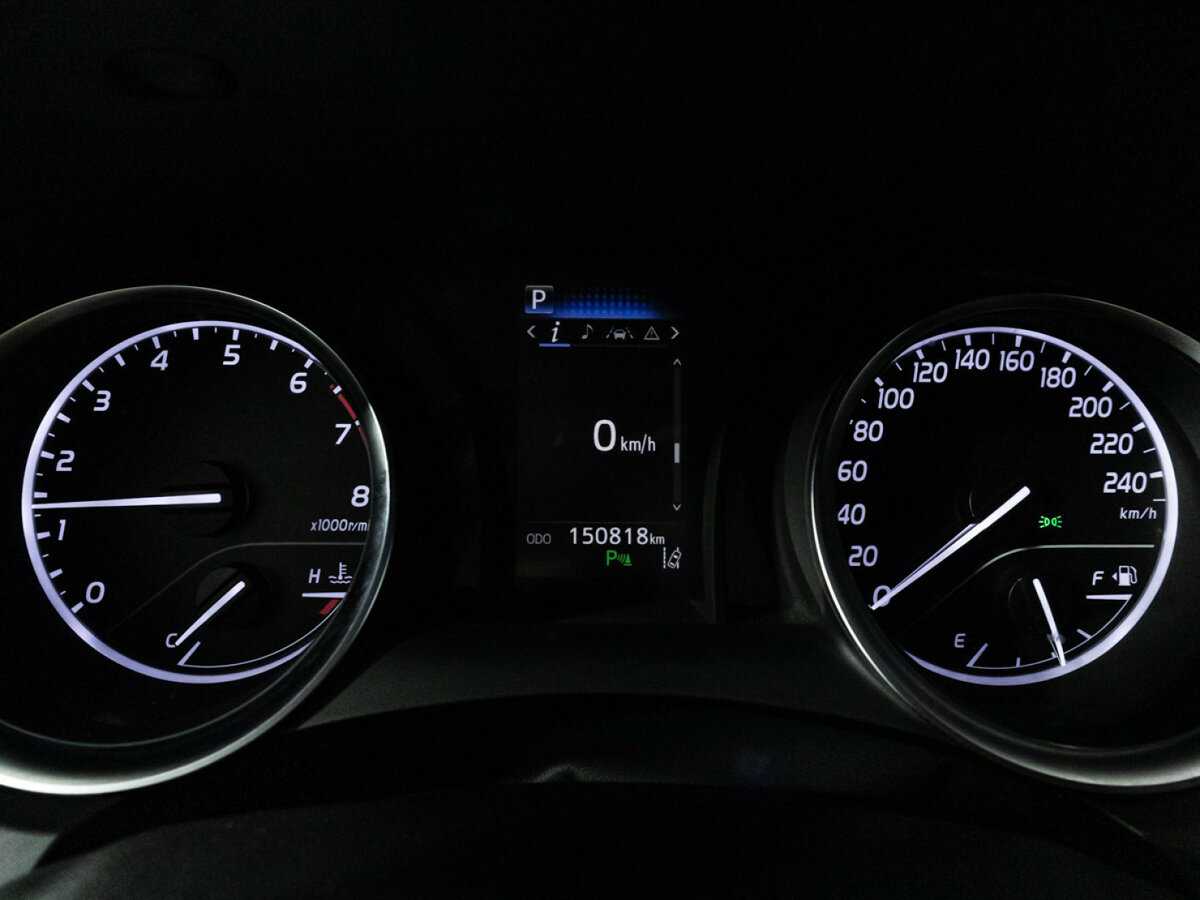 Купить Toyota Camry, 2019, 150 818 км.. Фото: #10