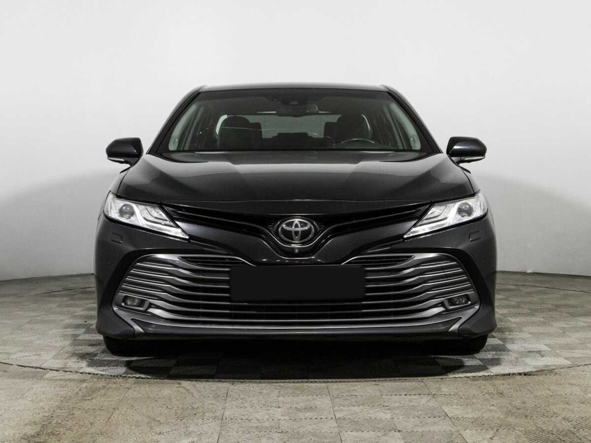 Купить Toyota Camry, 2018, 137 892 км.. Фото: #1