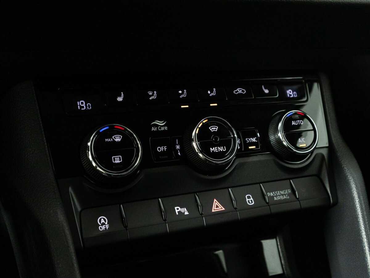 Купить Skoda Karoq, 2020, 150 850 км.. Фото: #17