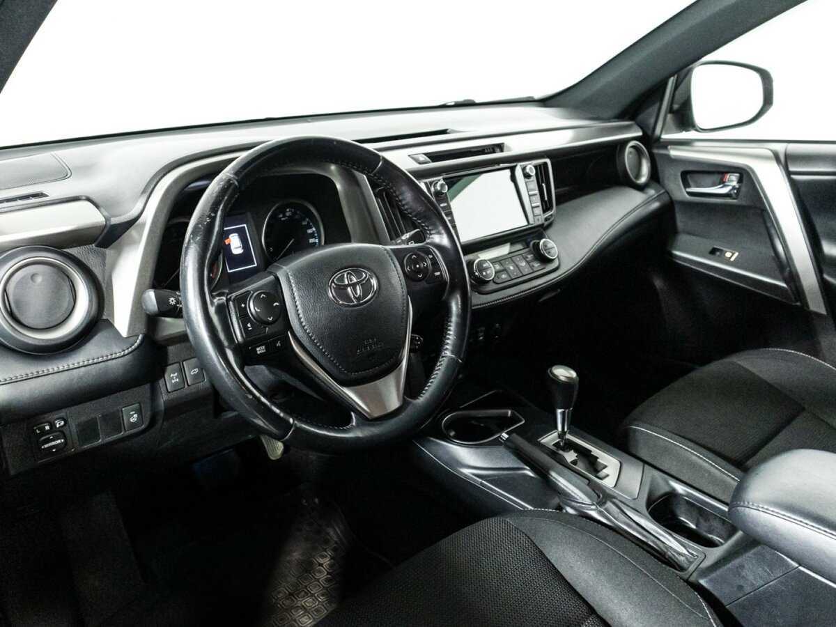 Купить Toyota RAV4, 2019, 135 650 км.. Фото: #10