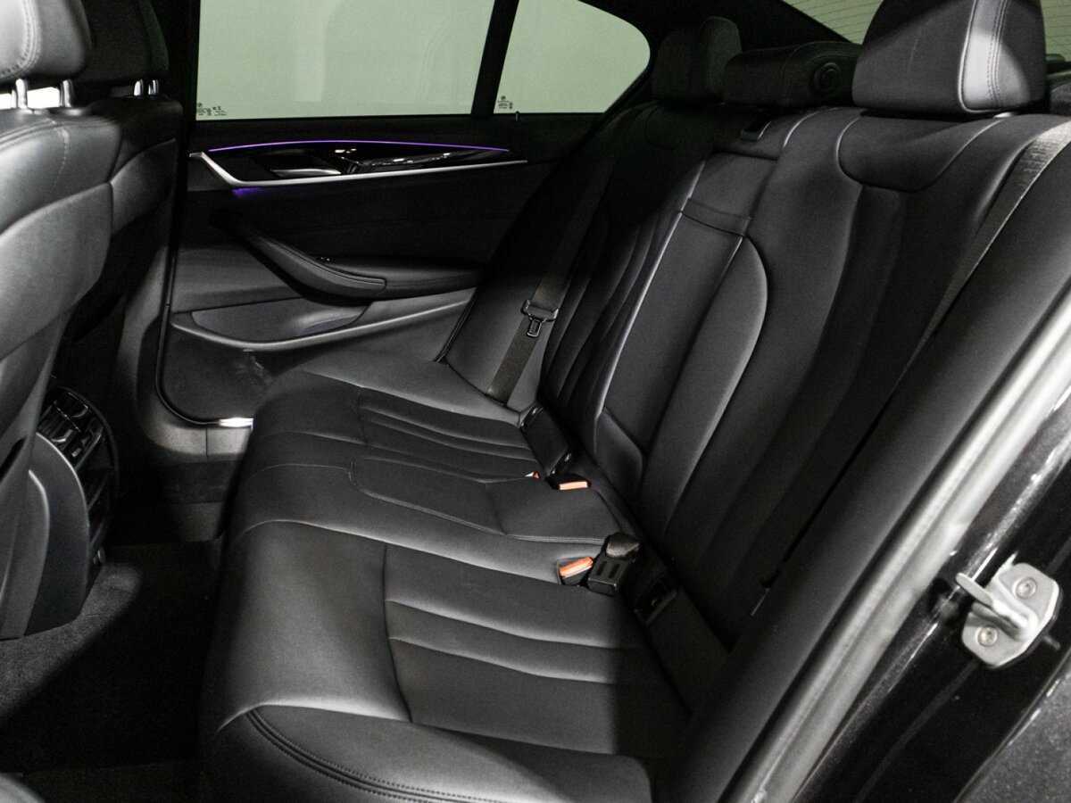 Купить BMW 5 серии, 2018, 68 533 км.. Фото: #9