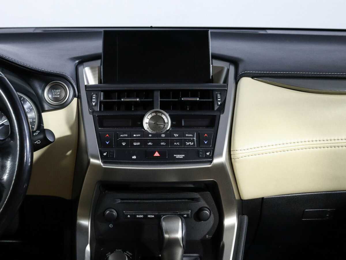 Купить Lexus NX, 2015, 160 981 км.. Фото: #9