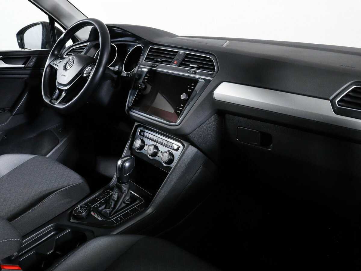 Купить Volkswagen Tiguan, 2020, 76 943 км.. Фото: #5