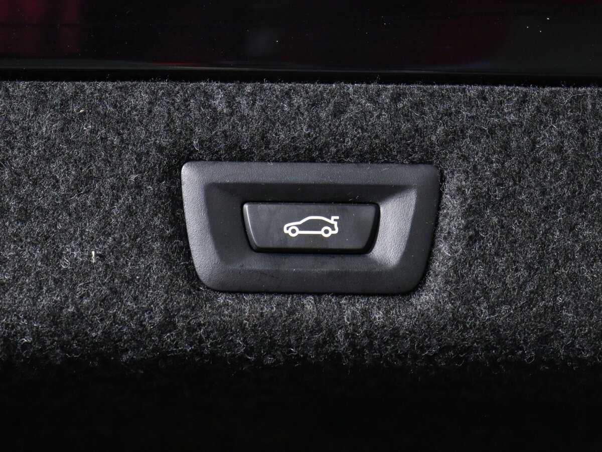 Купить BMW 5 серии, 2018, 95 057 км.. Фото: #12