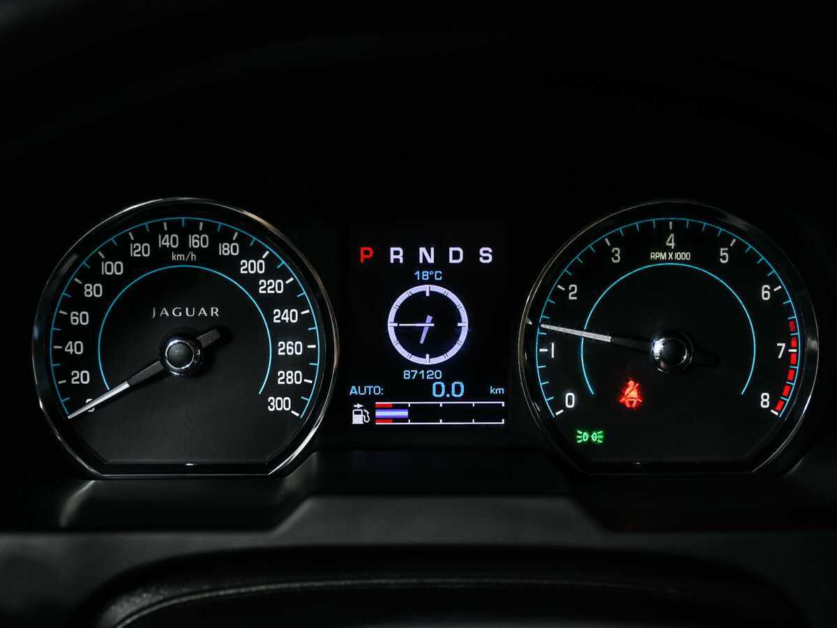 Купить Jaguar XF, 2013, 87 116 км.. Фото: #9