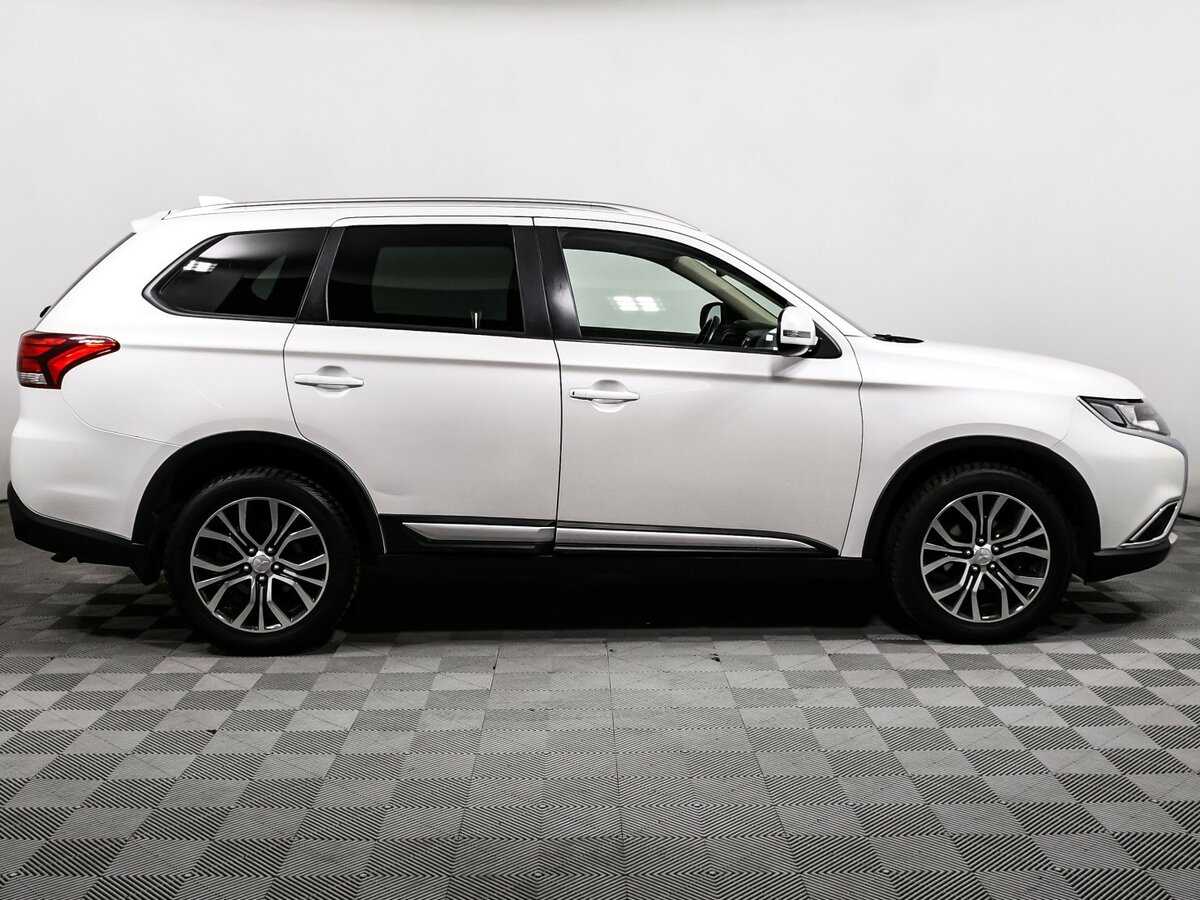 Купить Mitsubishi Outlander, 2017, 108 414 км.. Фото: #3