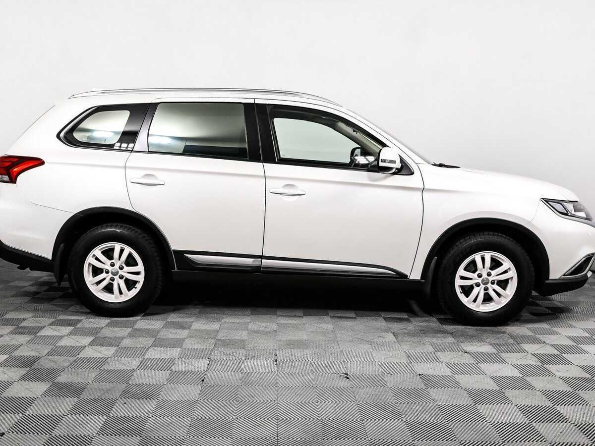 Купить Mitsubishi Outlander, 2017, 77 336 км.. Фото: #3