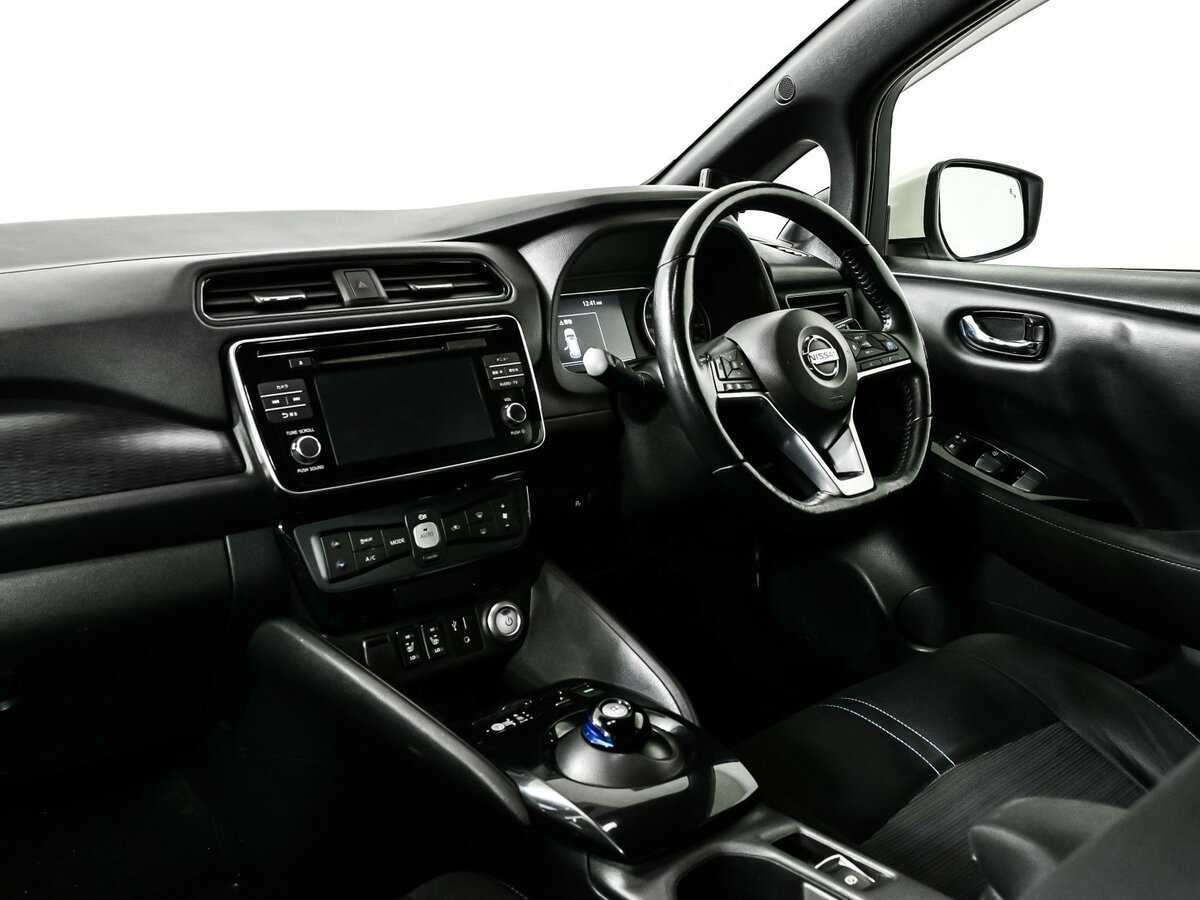 Купить Nissan Leaf, 2017, 139 949 км.. Фото: #10