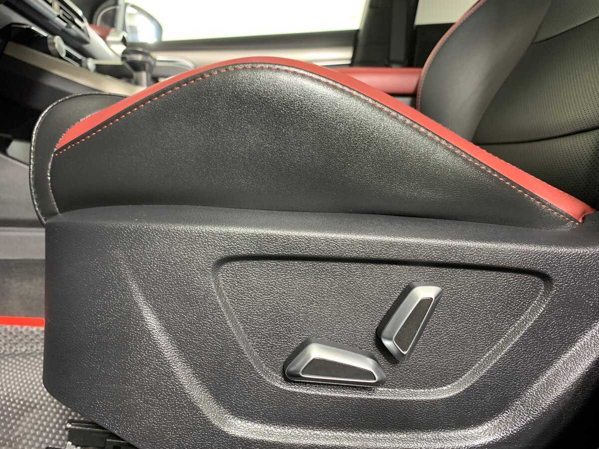 Купить Geely Coolray, 2023, 49 710 км.. Фото: #15