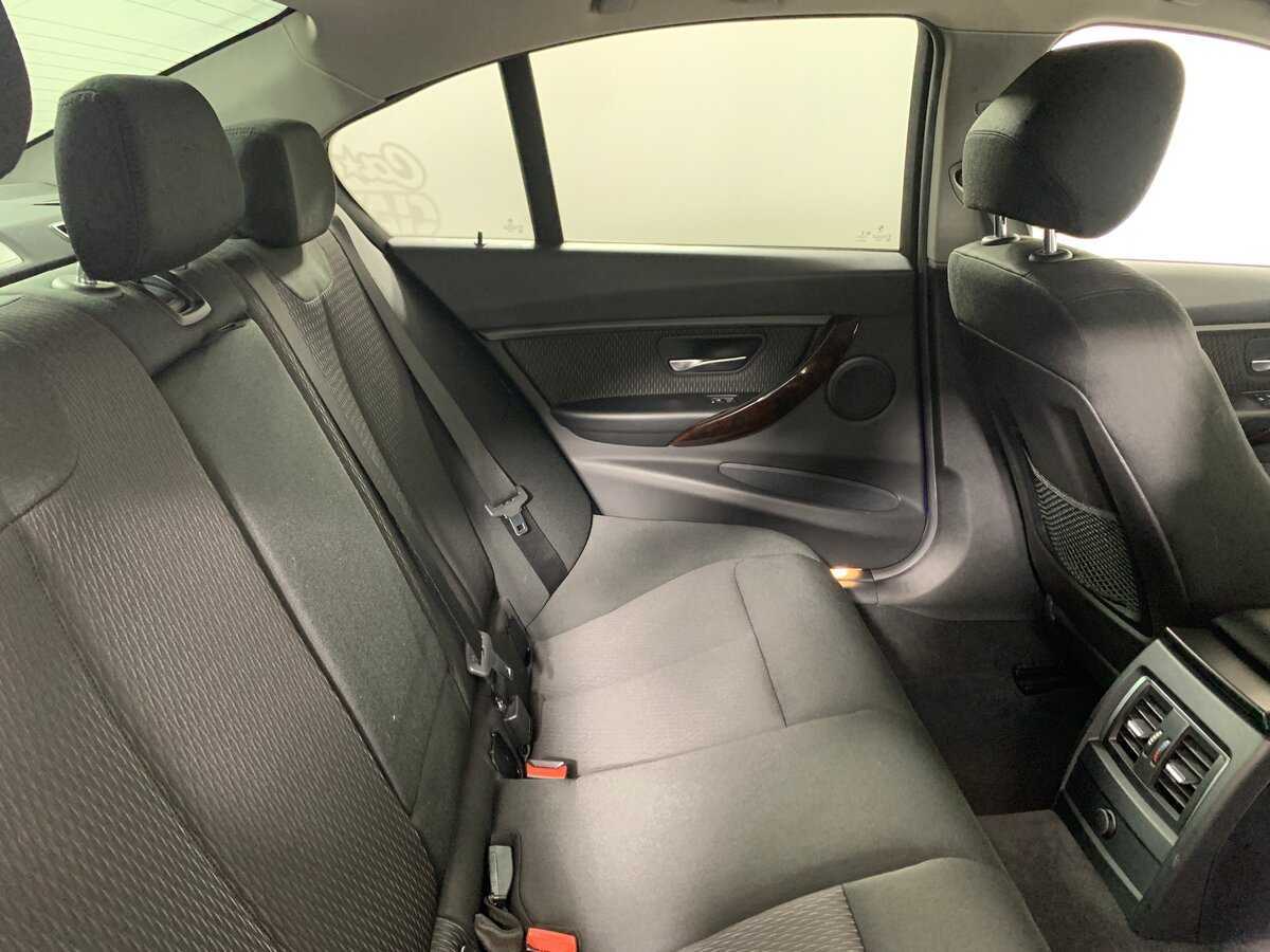 Купить BMW 3 серии, 2017, 205 019 км.. Фото: #14