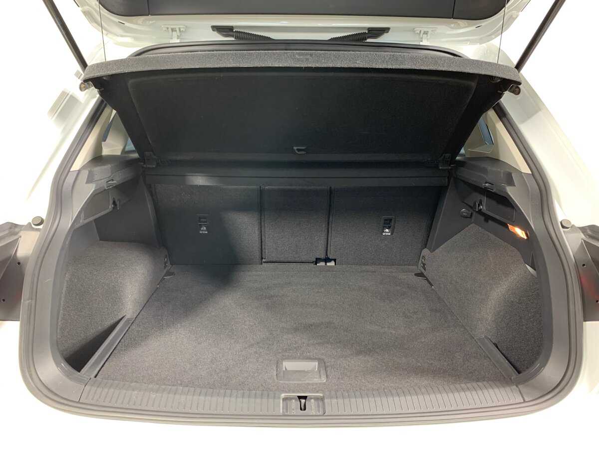 Купить Volkswagen Tiguan, 2018, 76 673 км.. Фото: #19