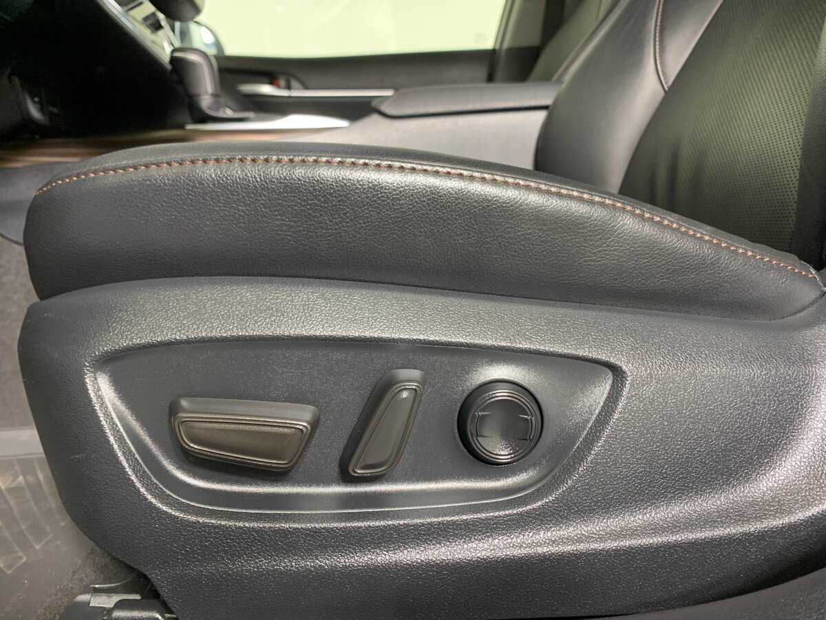 Купить Toyota Camry, 2020, 72 868 км.. Фото: #16