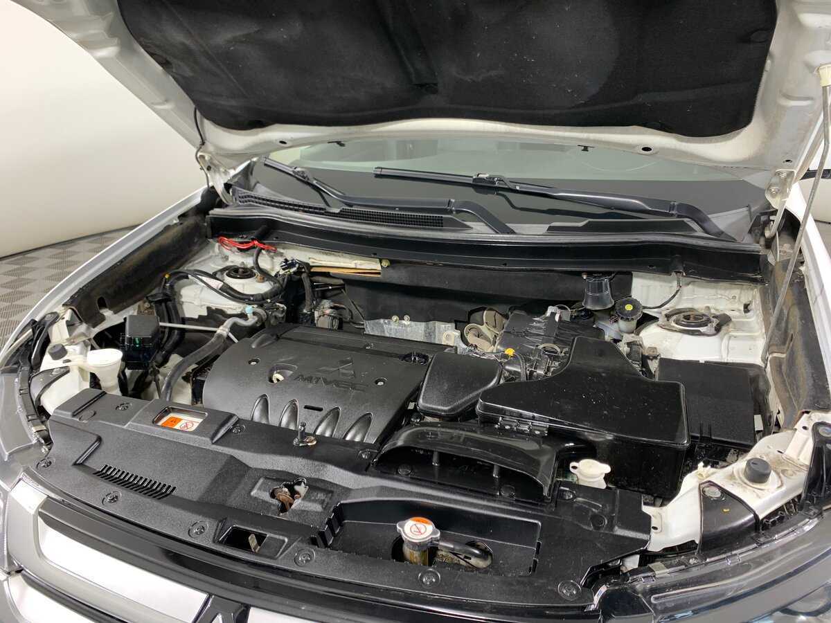 Купить Mitsubishi Outlander, 2017, 275 602 км.. Фото: #10