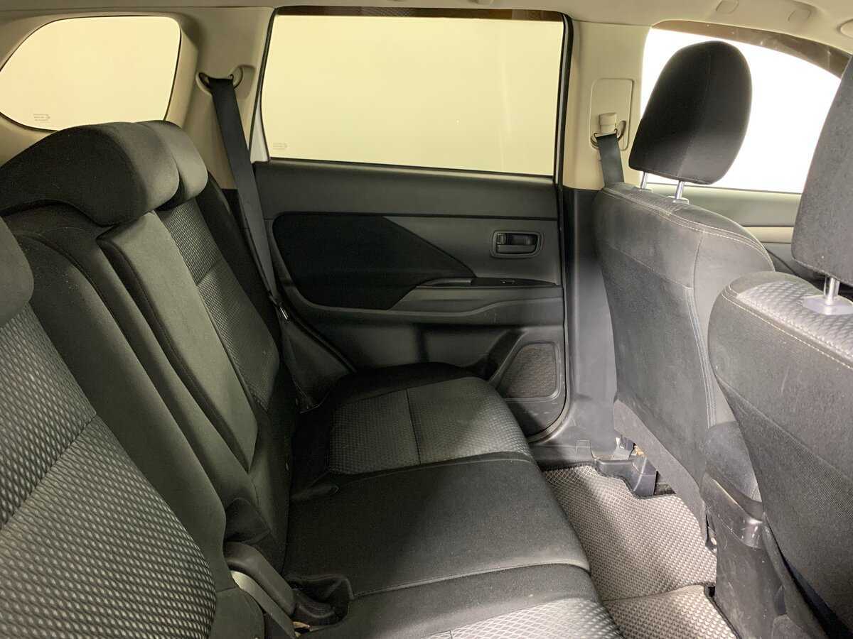 Купить Mitsubishi Outlander, 2017, 275 602 км.. Фото: #17