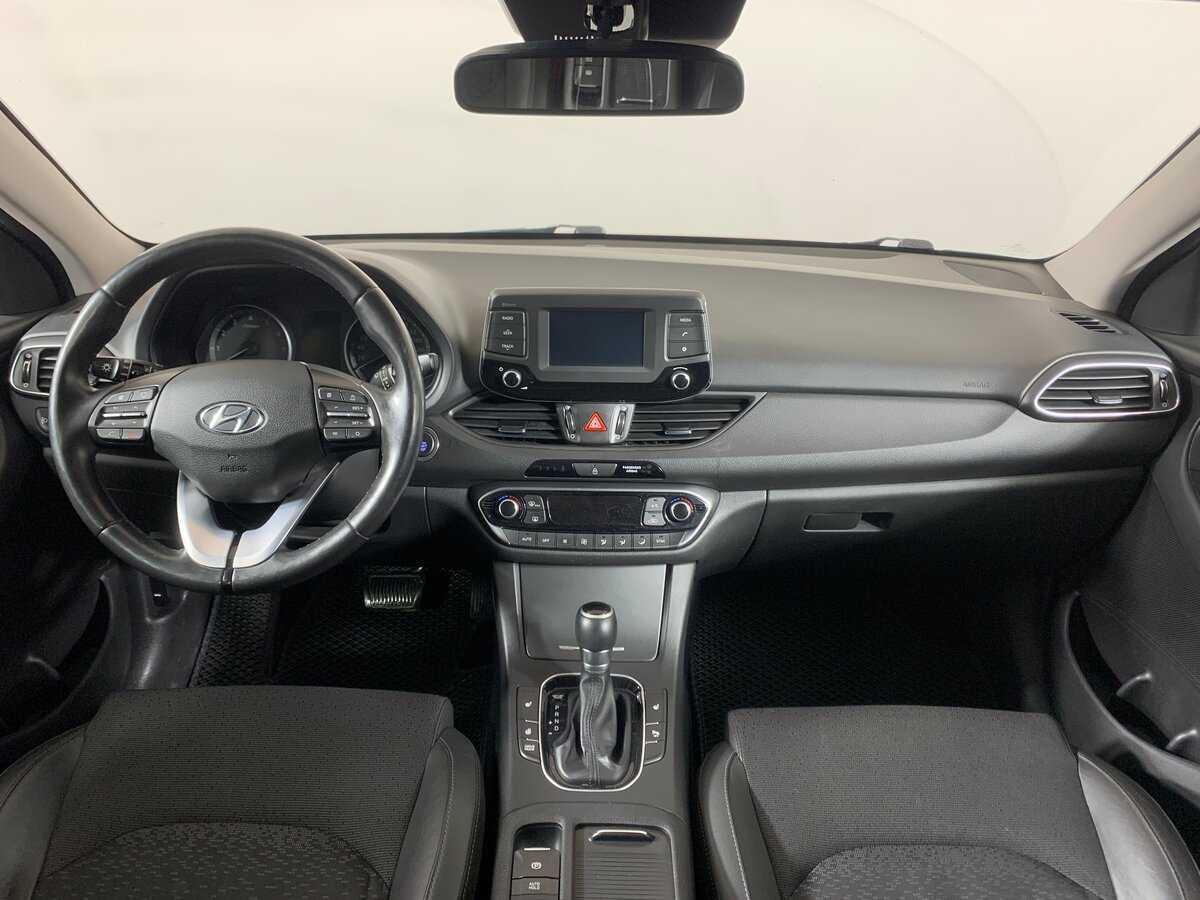 Купить Hyundai i30, 2017, 235 275 км.. Фото: #12