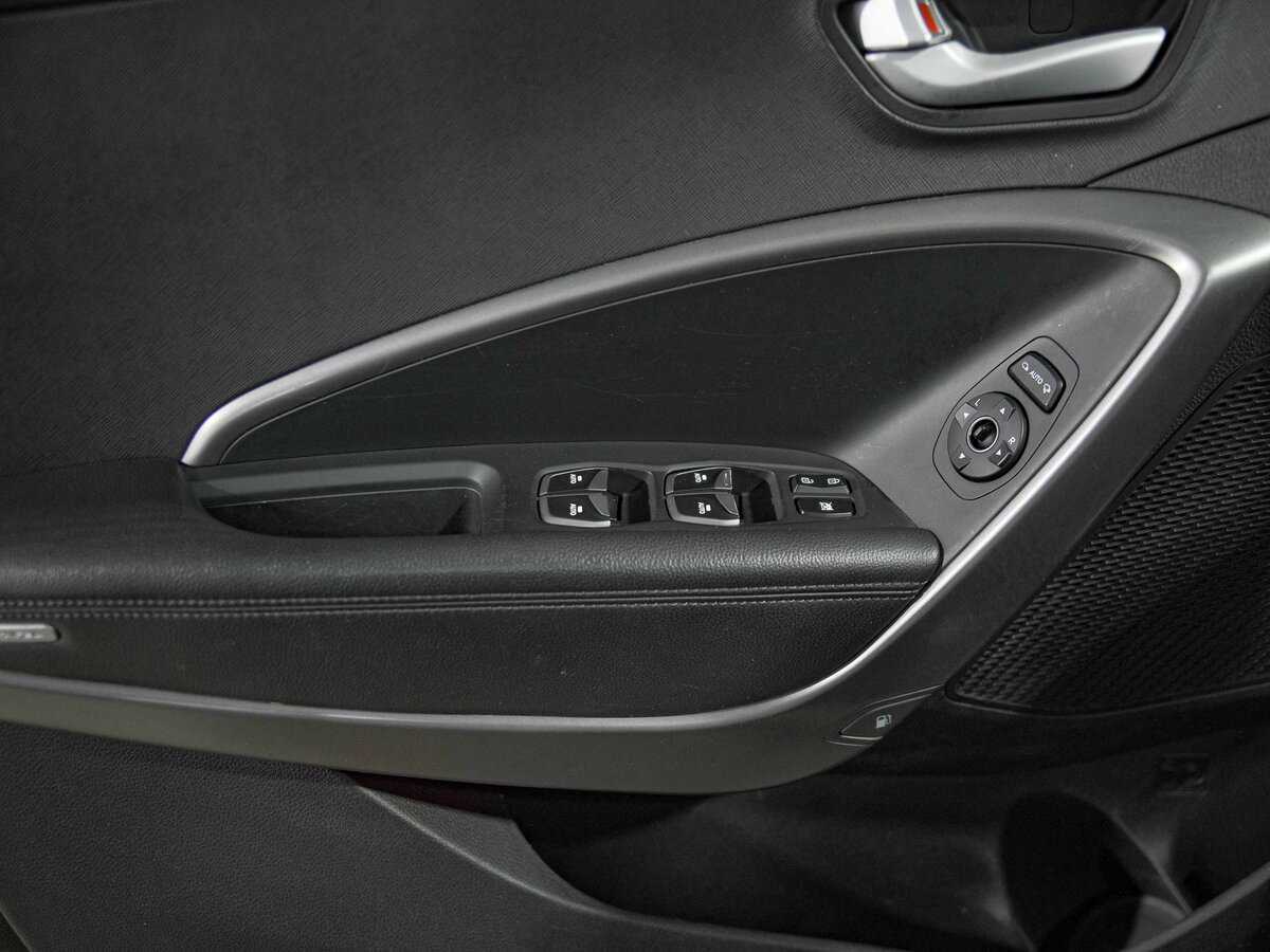 Купить Hyundai Santa Fe, 2012, 182 566 км.. Фото: #12