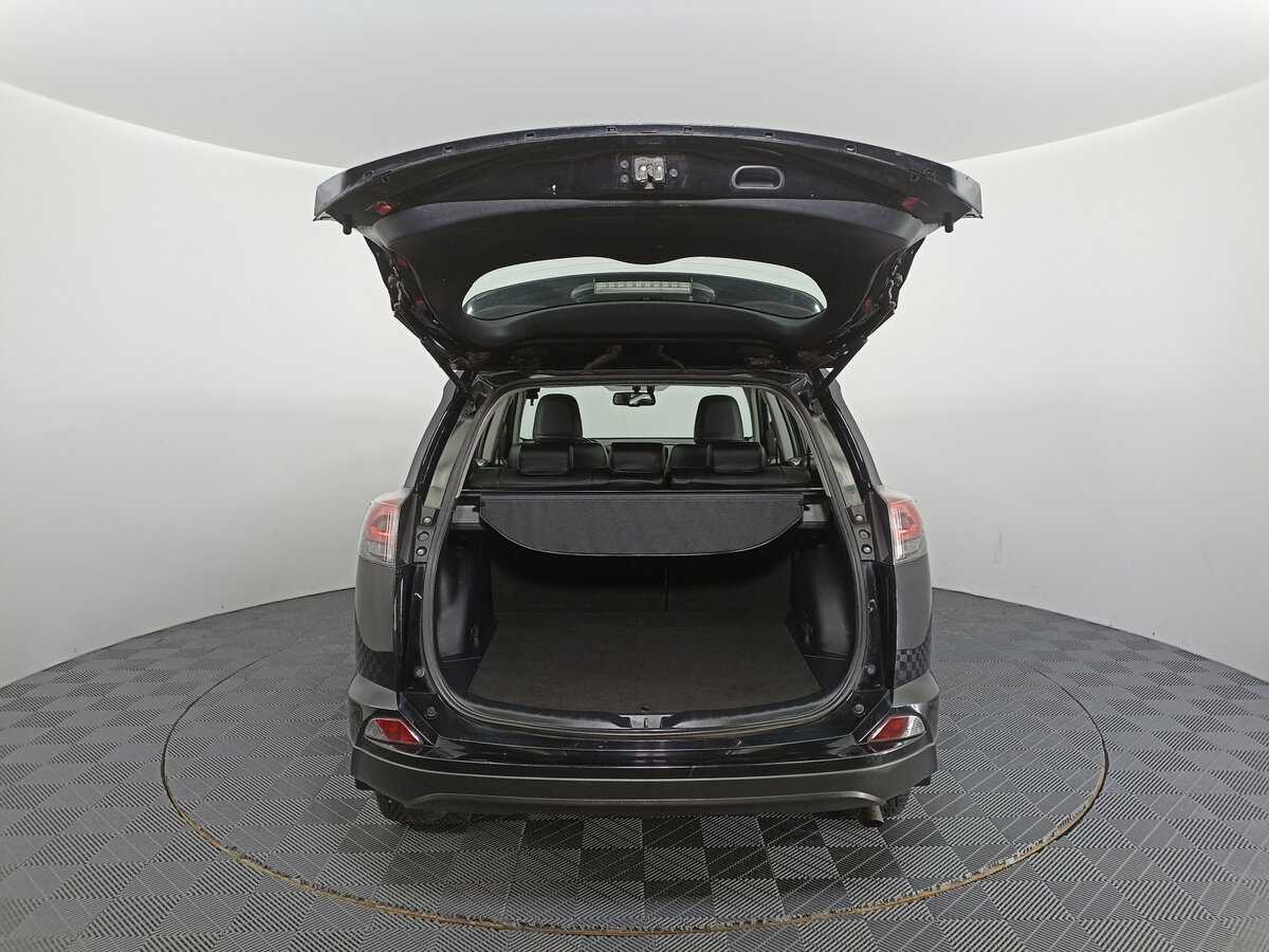 Купить Toyota RAV4, 2019, 70 605 км.. Фото: #9