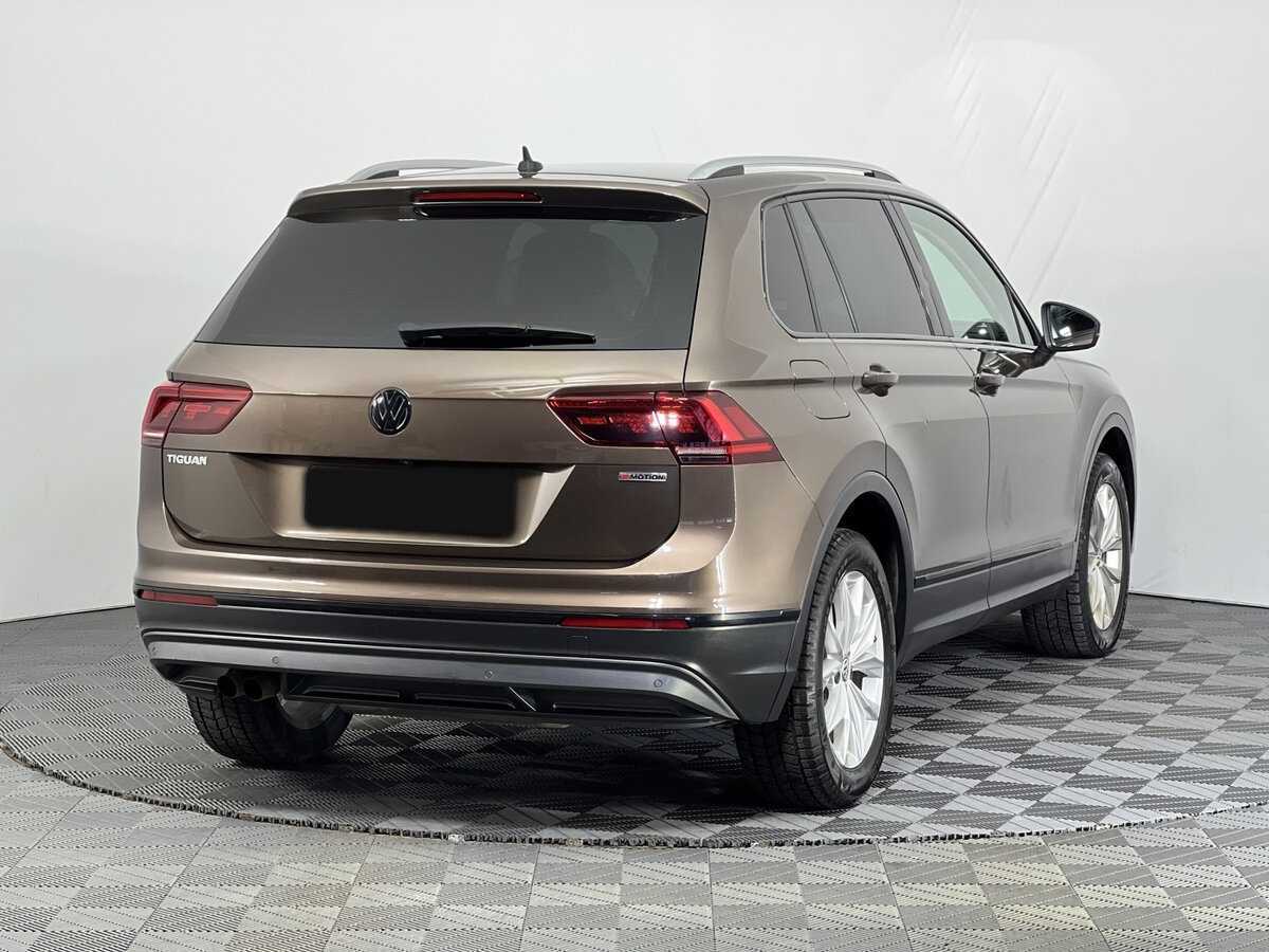 Купить Volkswagen Tiguan, 2018, 160 434 км.. Фото: #3