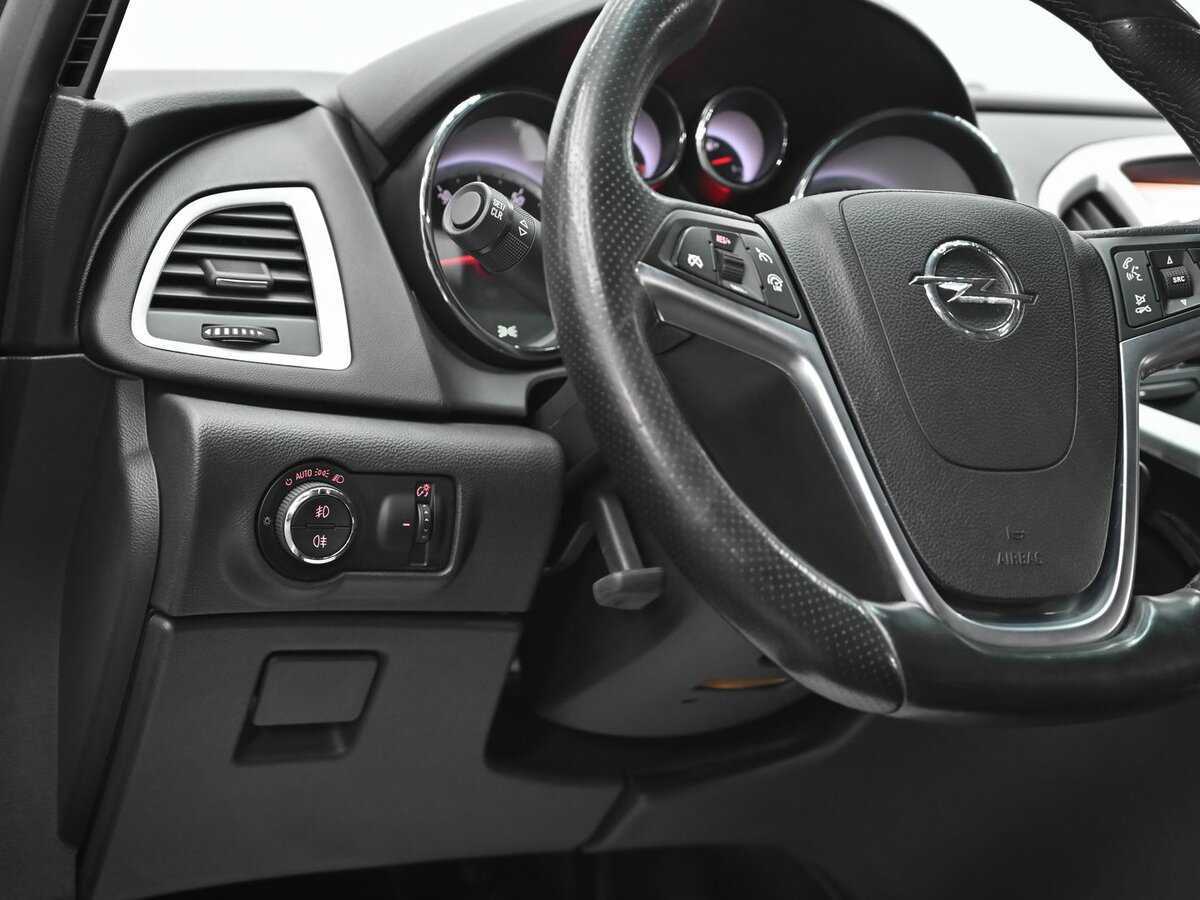 Купить Opel Astra, 2012, 110 500 км.. Фото: #6