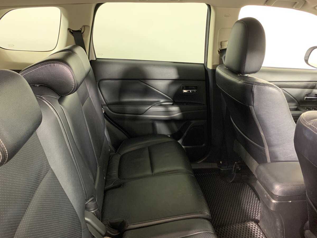 Купить Mitsubishi Outlander, 2016, 162 078 км.. Фото: #17
