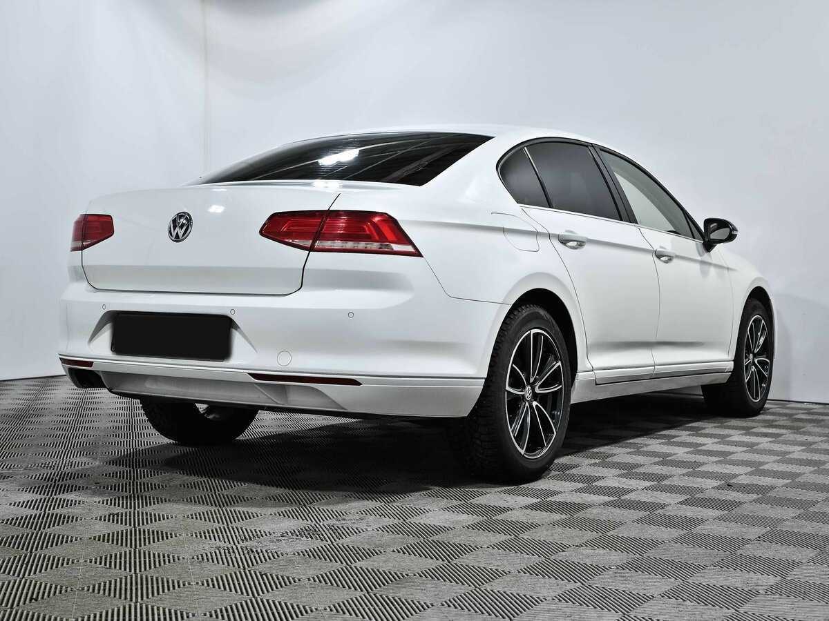 Купить Volkswagen Passat, 2015, 183 172 км.. Фото: #3