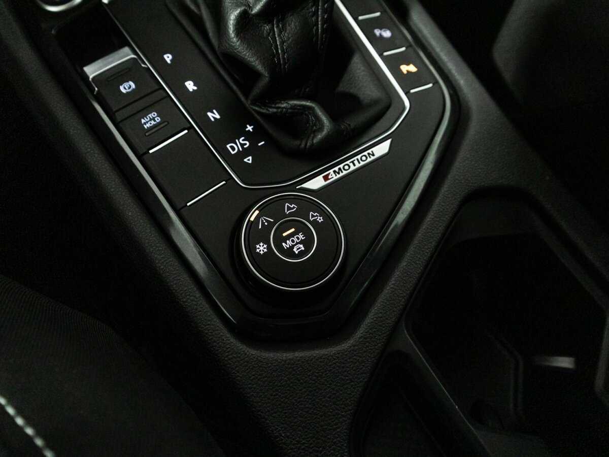 Купить Volkswagen Tiguan, 2018, 94 232 км.. Фото: #17