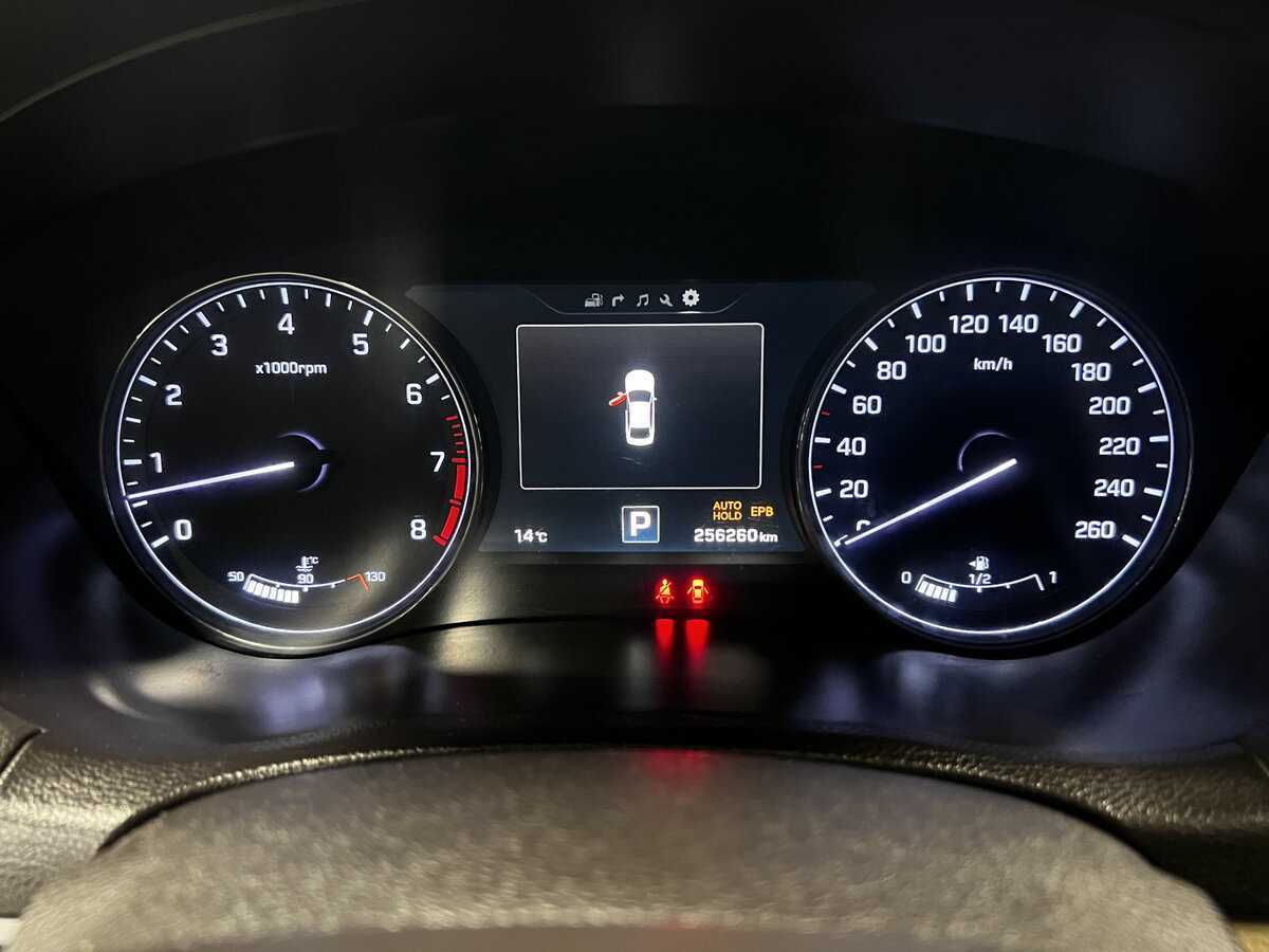 Купить Hyundai Genesis, 2014, 256 260 км.. Фото: #12