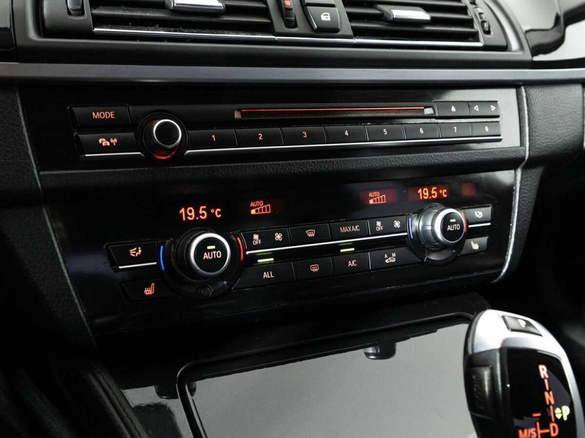 Купить BMW 5 серии, 2012, 108 024 км.. Фото: #18