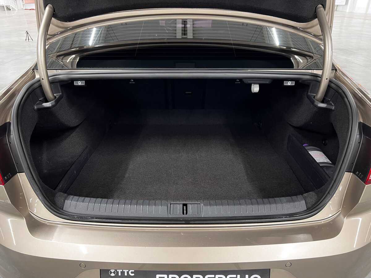 Купить Volkswagen Passat, 2016, 179 872 км.. Фото: #9