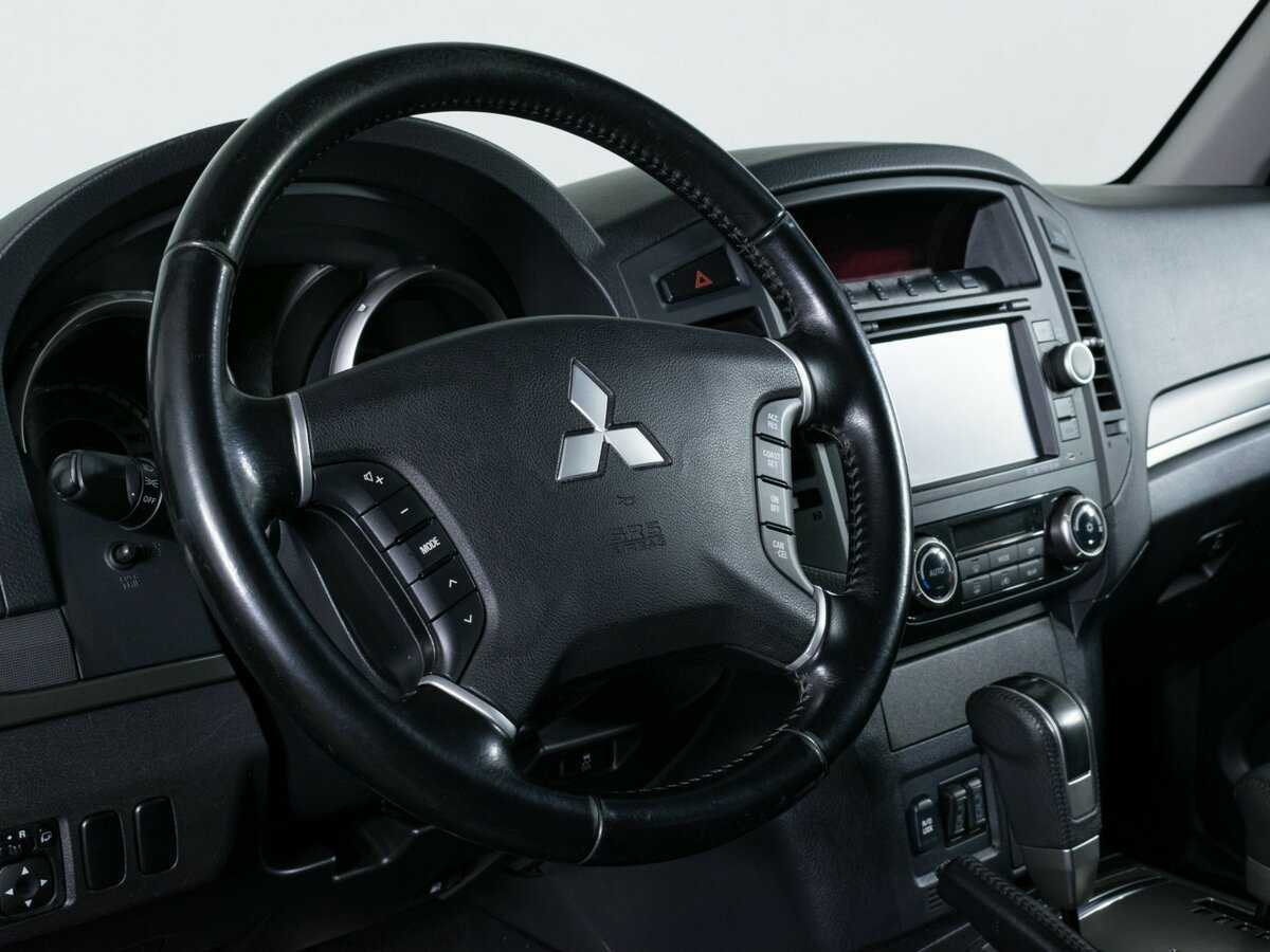 Купить Mitsubishi Pajero, 2012, 118 700 км.. Фото: #11