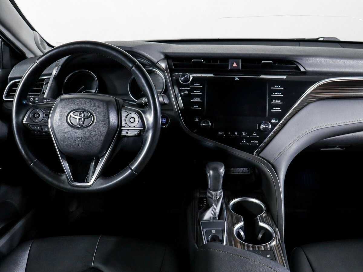 Купить Toyota Camry, 2018, 83 610 км.. Фото: #8