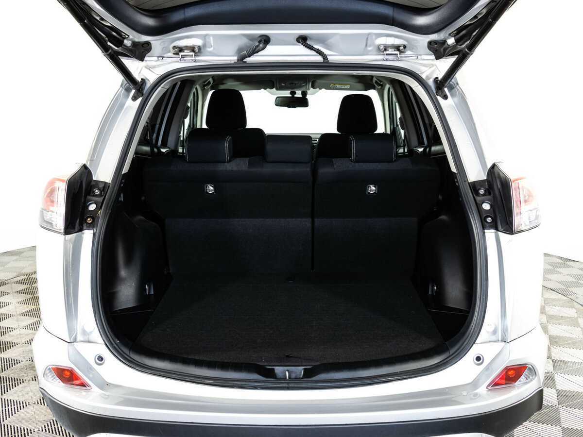 Купить Toyota RAV4, 2017, 63 389 км.. Фото: #15