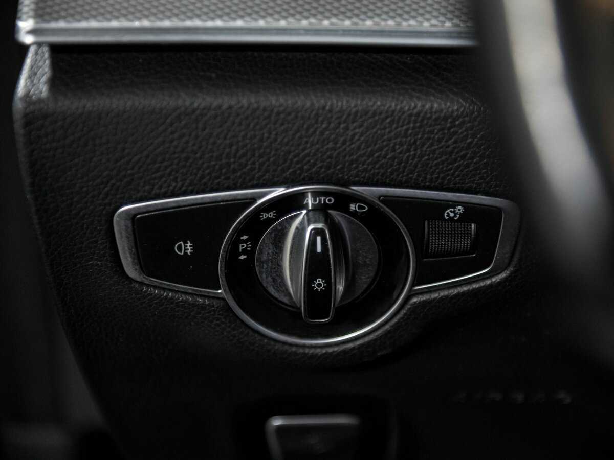 Купить Mercedes-Benz E-Класс, 2019, 294 419 км.. Фото: #13