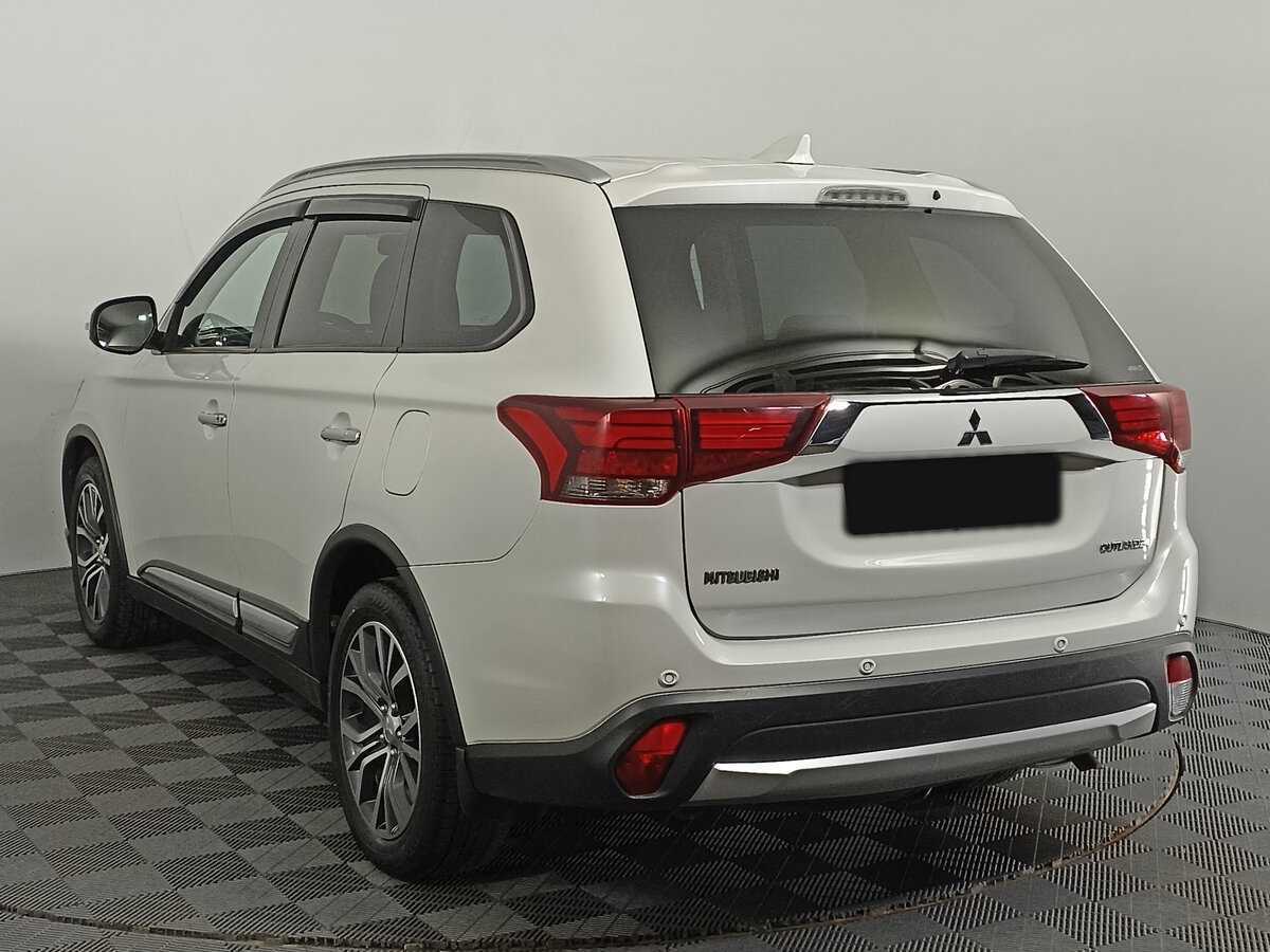 Купить Mitsubishi Outlander, 2017, 188 467 км.. Фото: #5