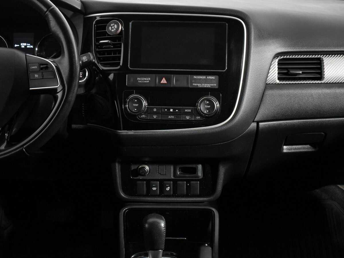 Купить Mitsubishi Outlander, 2018, 141 370 км.. Фото: #12