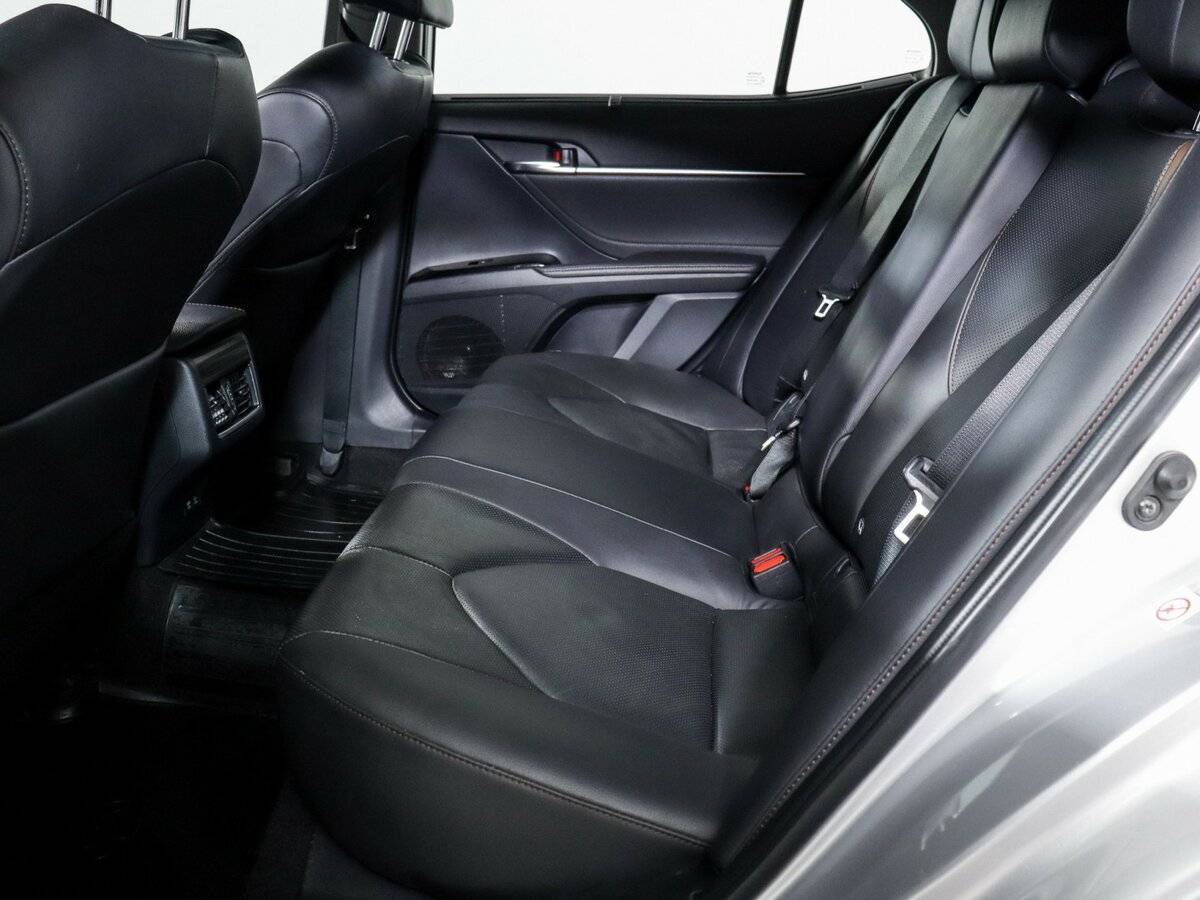 Купить Toyota Camry, 2018, 203 558 км.. Фото: #9