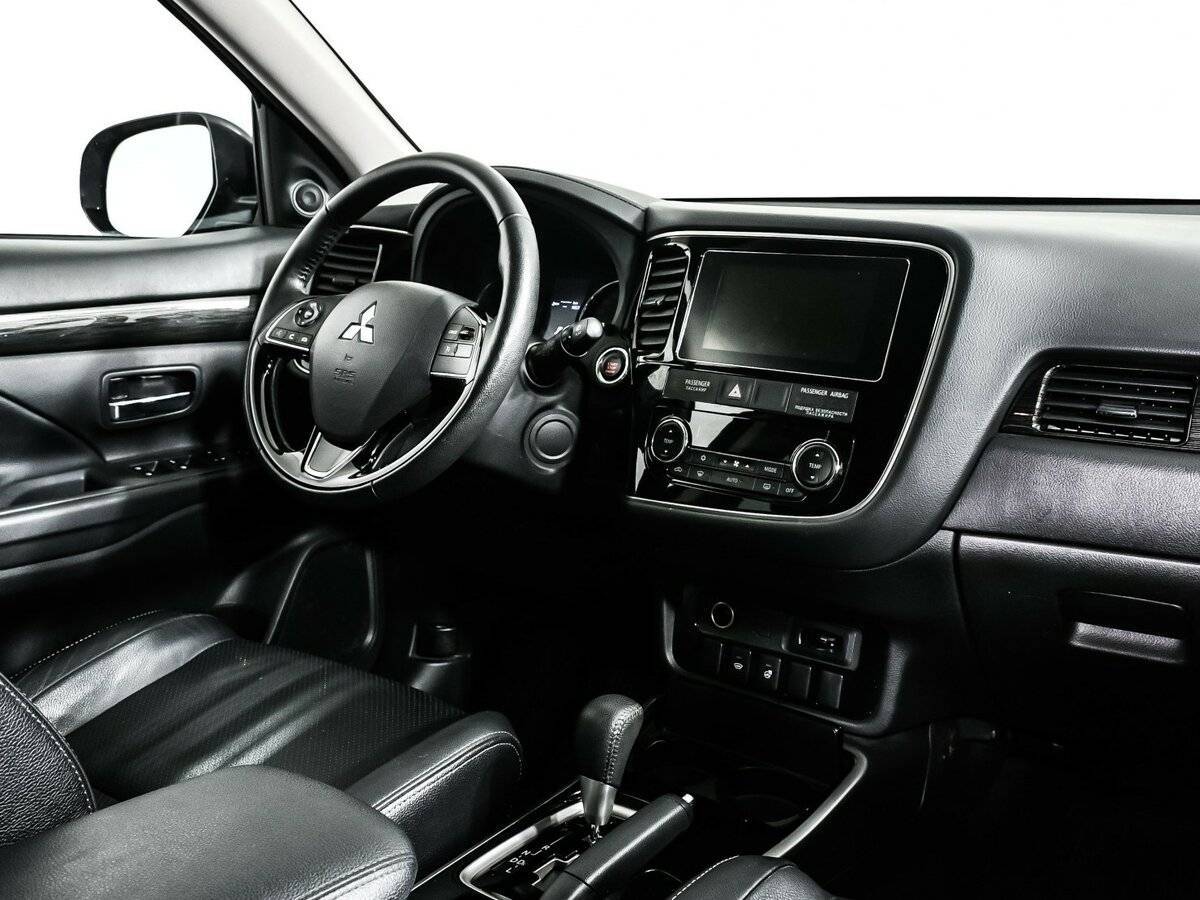 Купить Mitsubishi Outlander, 2018, 38 812 км.. Фото: #8