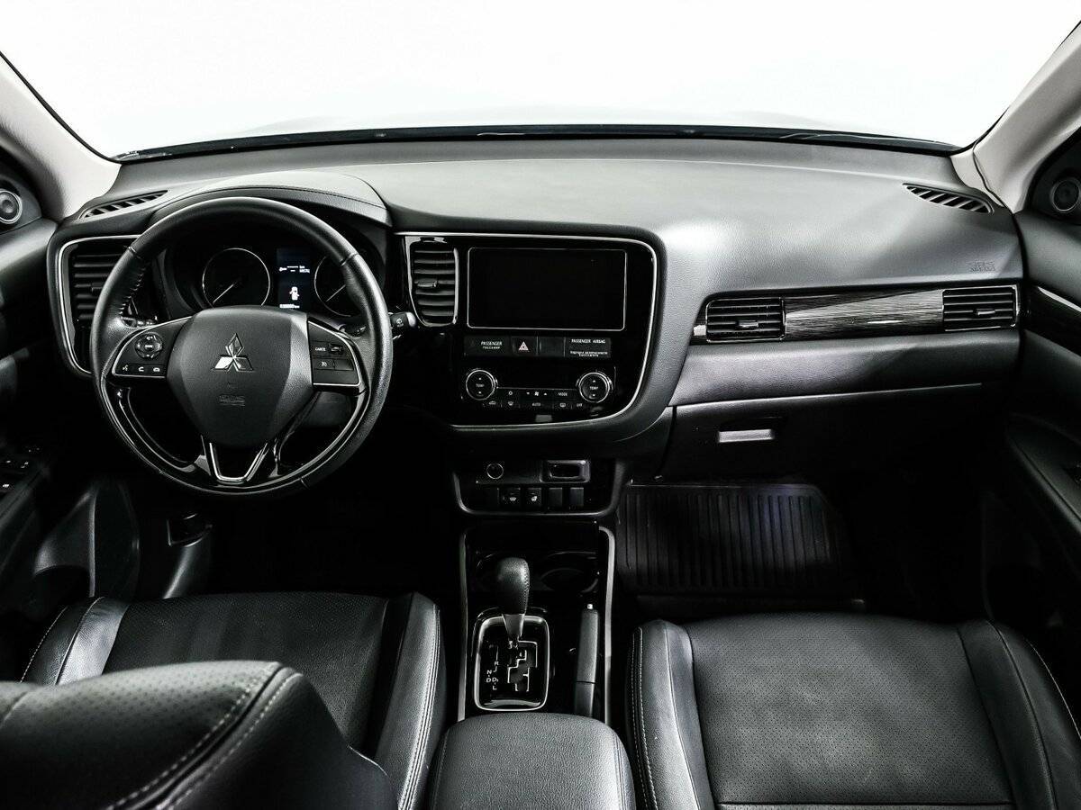 Купить Mitsubishi Outlander, 2018, 38 812 км.. Фото: #10