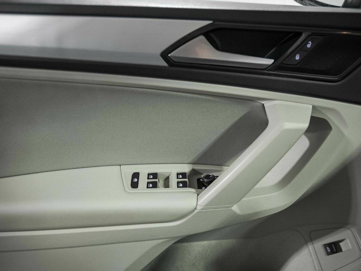 Купить Volkswagen Tiguan, 2017, 152 847 км.. Фото: #11