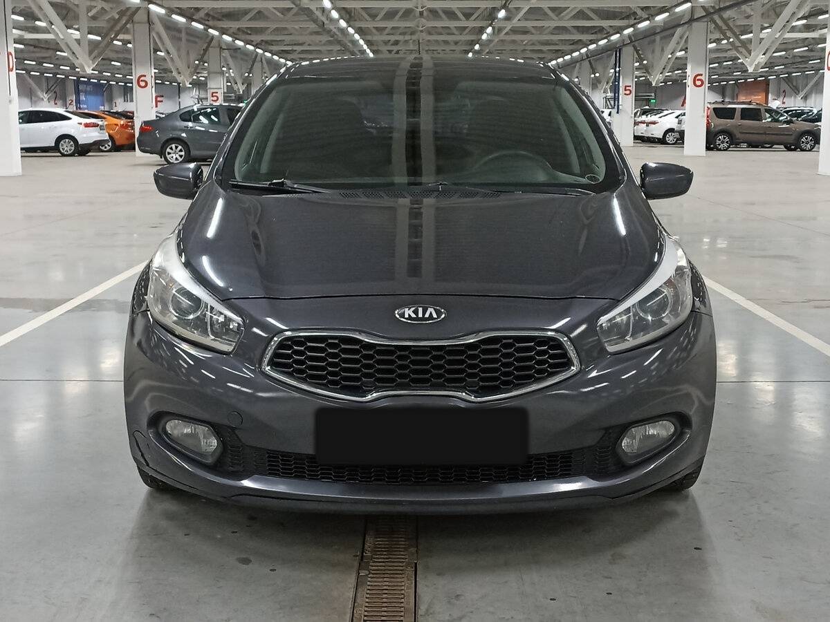 Купить Kia Ceed, 2012, 180 875 км.. Фото: #1