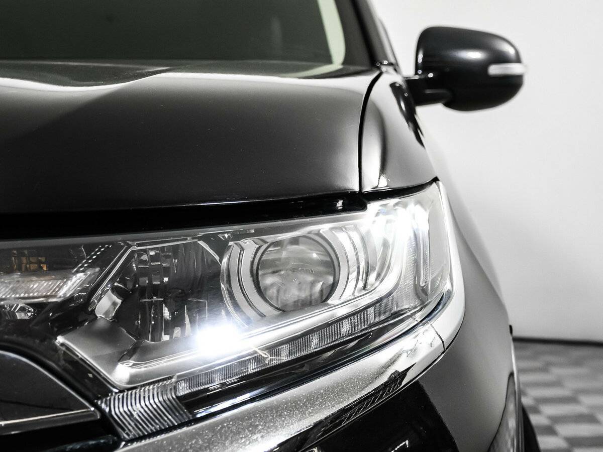 Купить Mitsubishi Outlander, 2018, 166 948 км.. Фото: #13